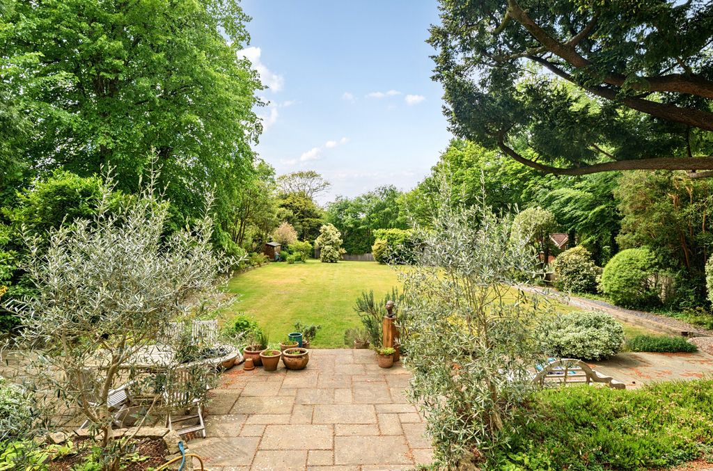 Additional image 21 of 6 bed detached house for saleHaslemere, Surrey GU27