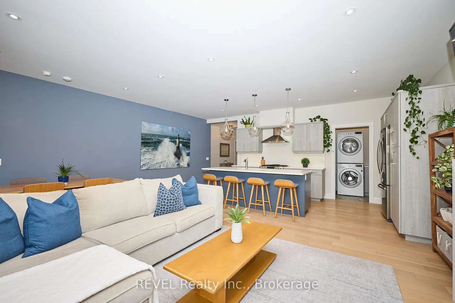 Additional image 8 of 9245 Shoveller Drive 19