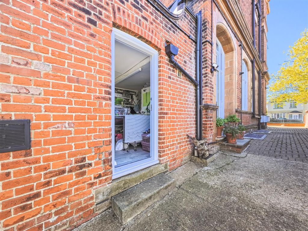 Additional image 10 of 2 bed flat for saleStation Road, Herne Bay CT6
