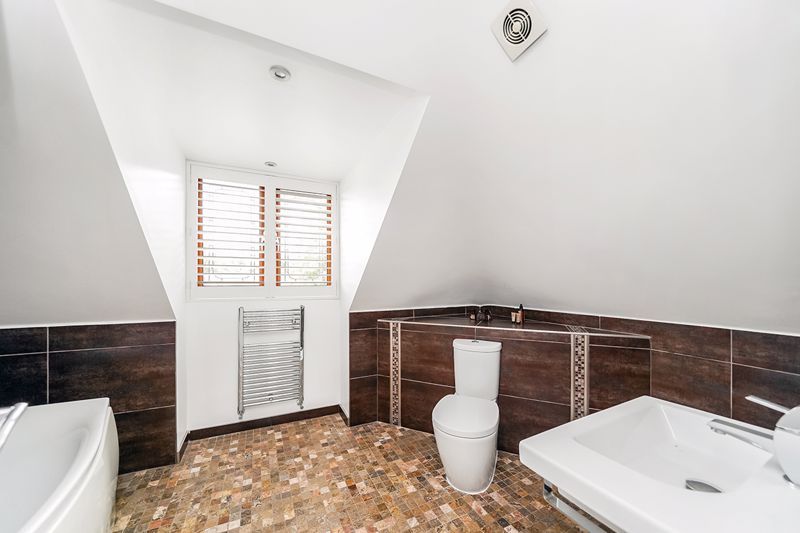 Additional image 30 of 6 bed detached house for saleWare Road, Hoddesdon EN11