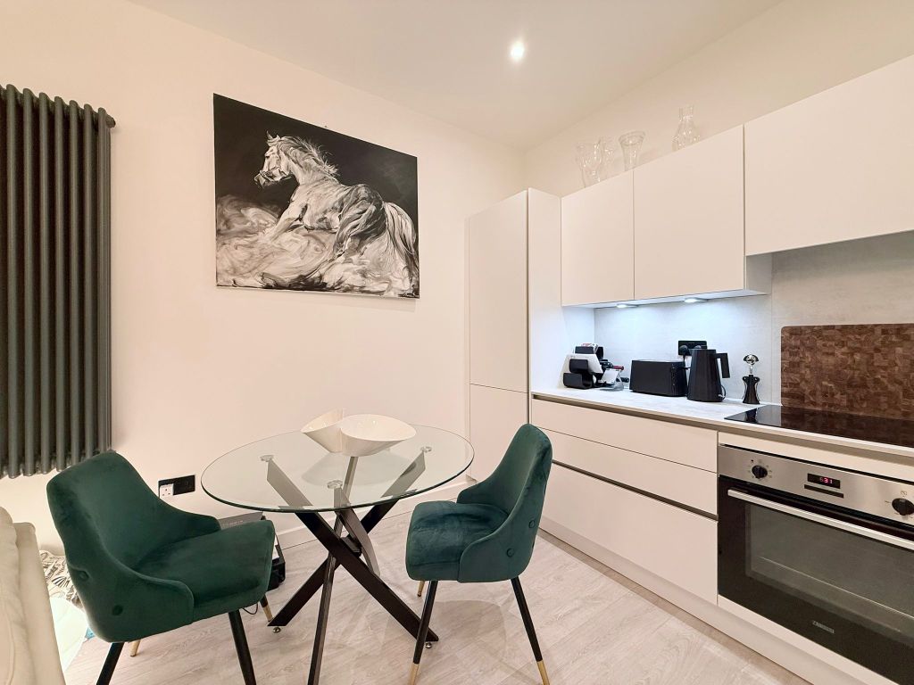 Additional image 10 of 2 bed flat for saleFarine Avenue, Hayes UB3