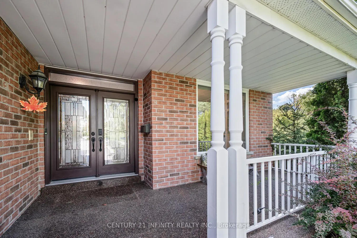973 Mountview Court