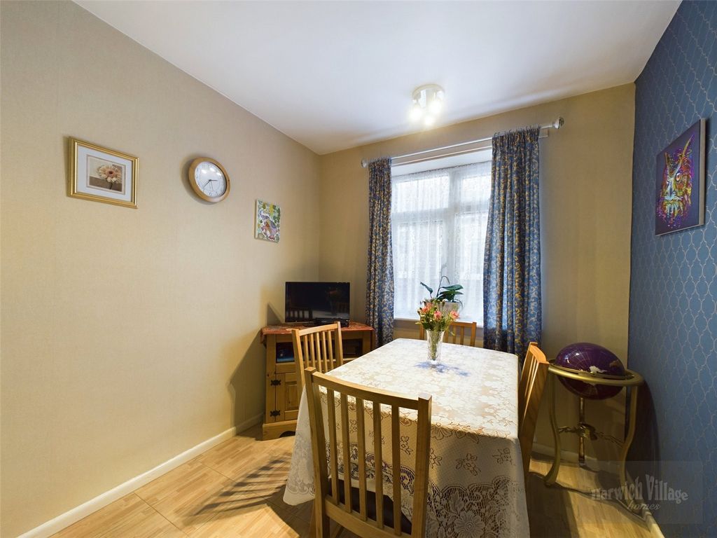 Additional image 14 of 3 bed bungalow for saleDove Crescent, Harwich, Essex CO12
