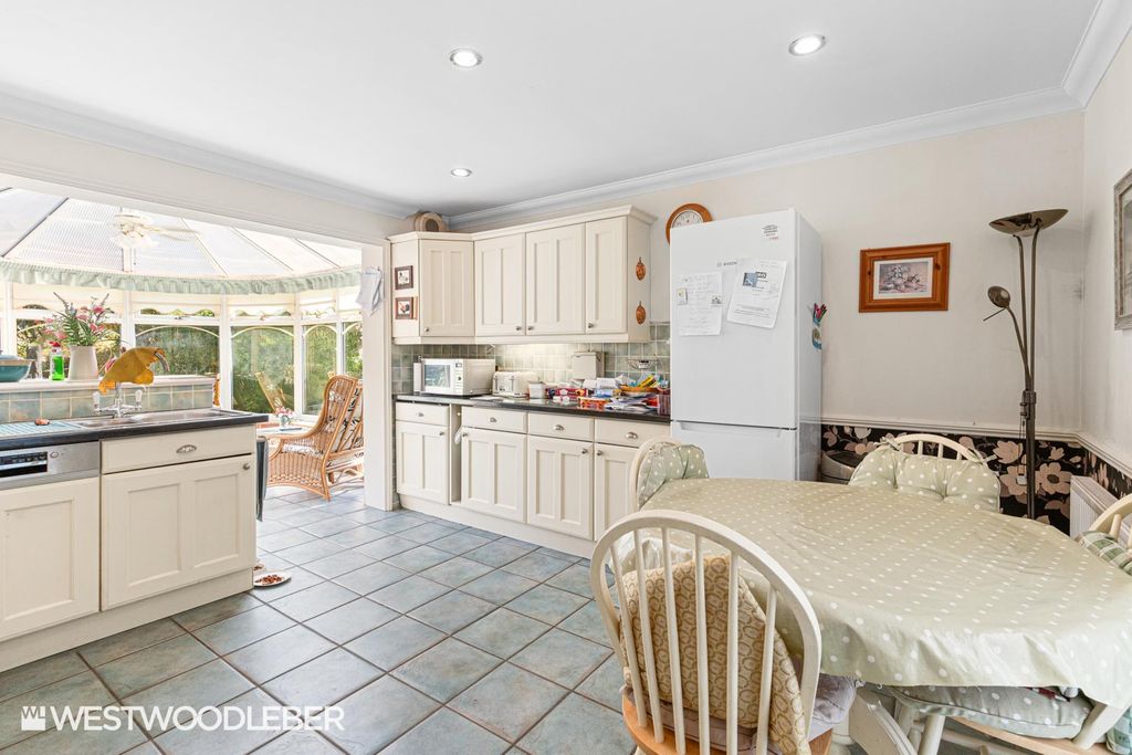 Additional image 5 of 4 bed detached house for saleEldon Road, Hoddesdon EN11