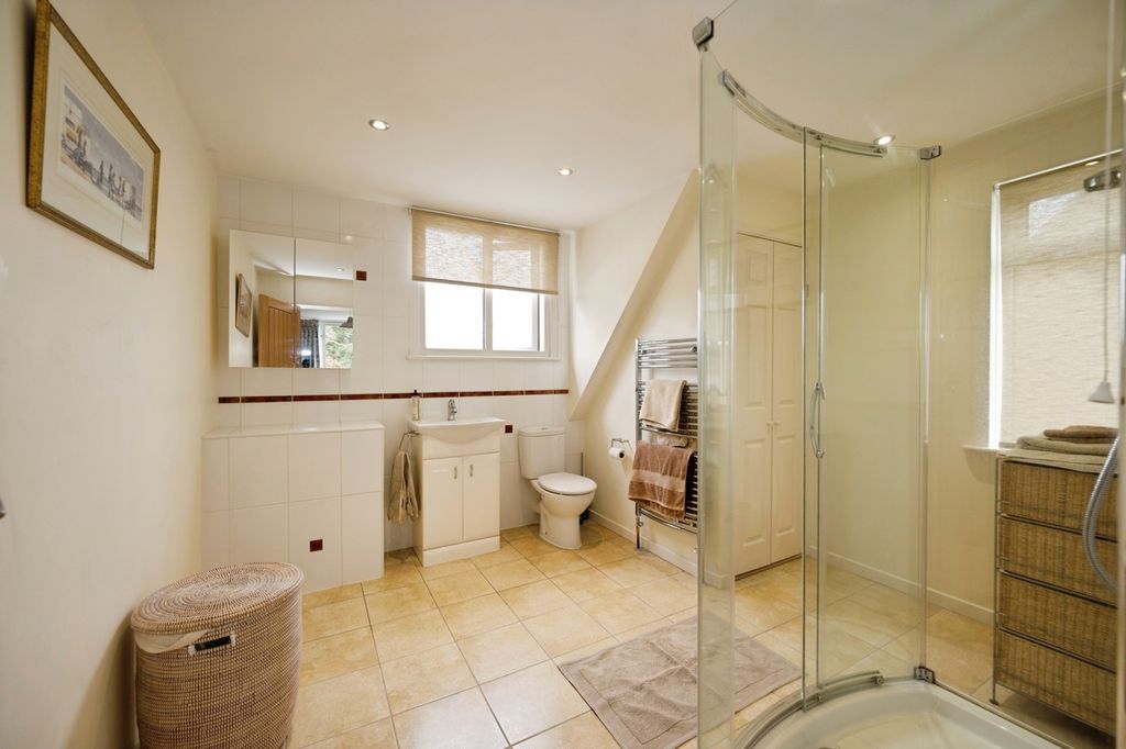 Additional image 13 of 4 bed detached house for saleSt. Helens Road, Hayling Island PO11