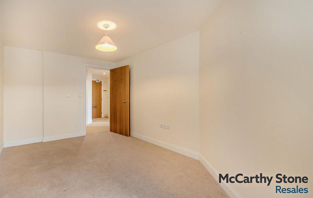 Additional image 8 of 2 bed flat for saleSt. Marys Road, Hayling Island PO11