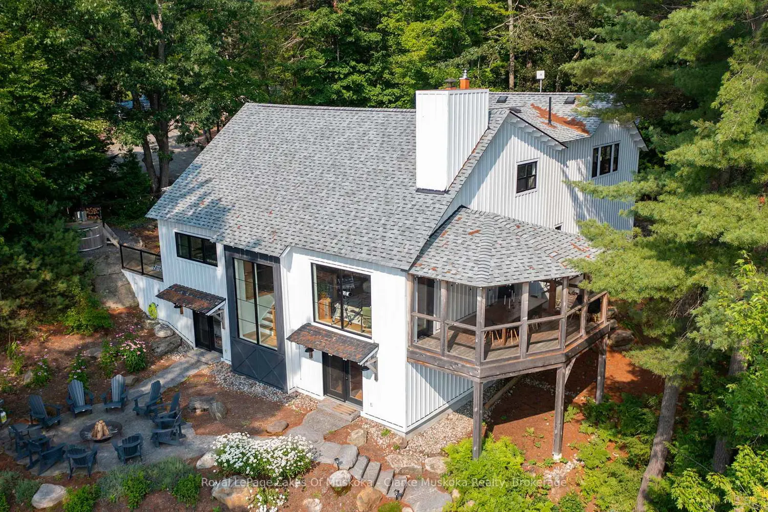 1184 Mortimer's Point Road 9 photo 2