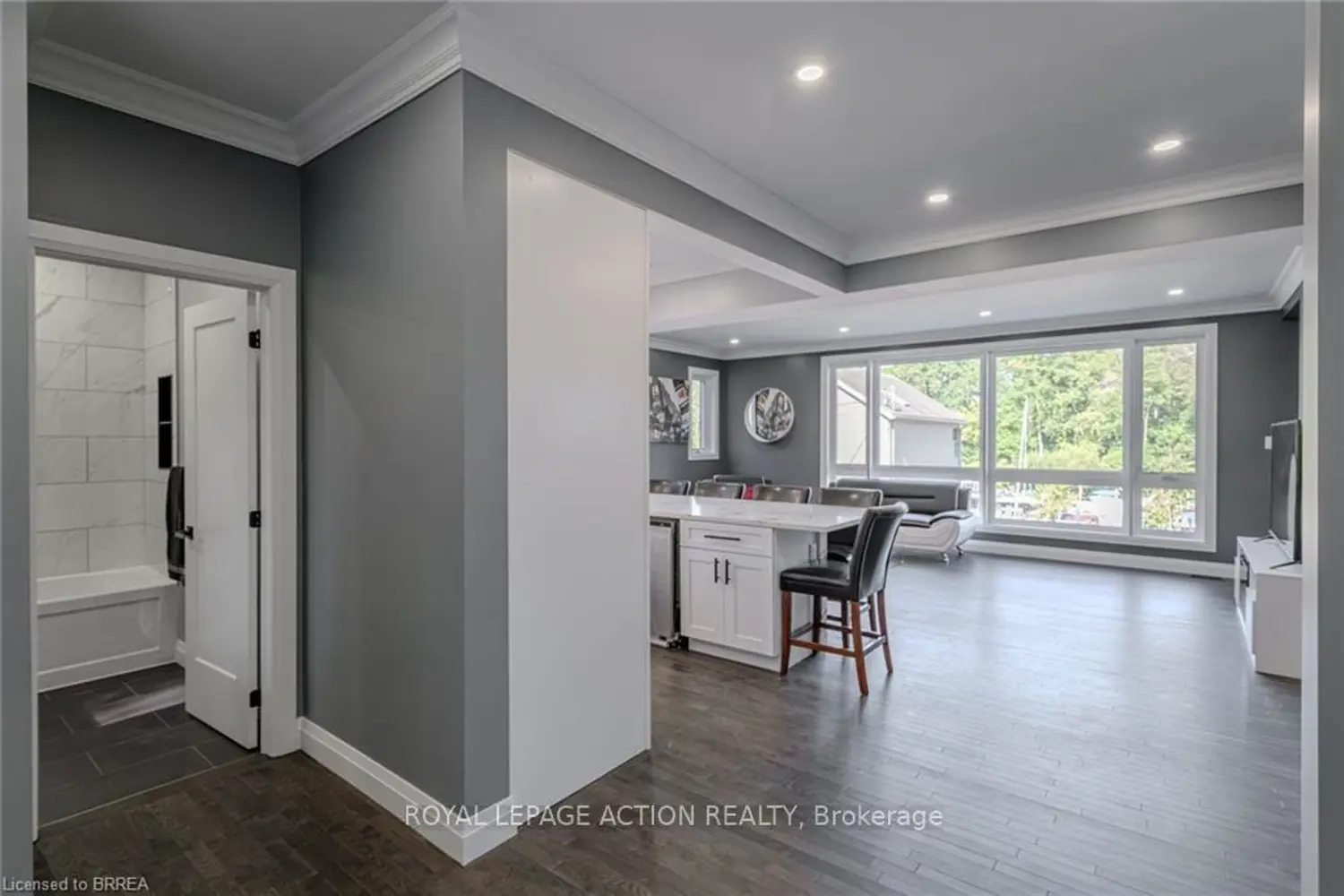 50 Grand Street photo 3