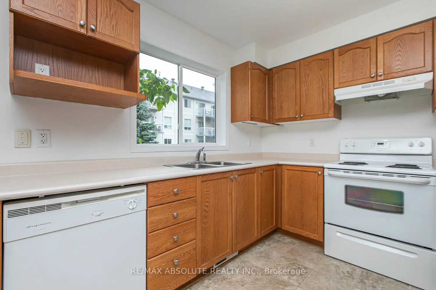 Additional image 5 of 246 Gershwin Private