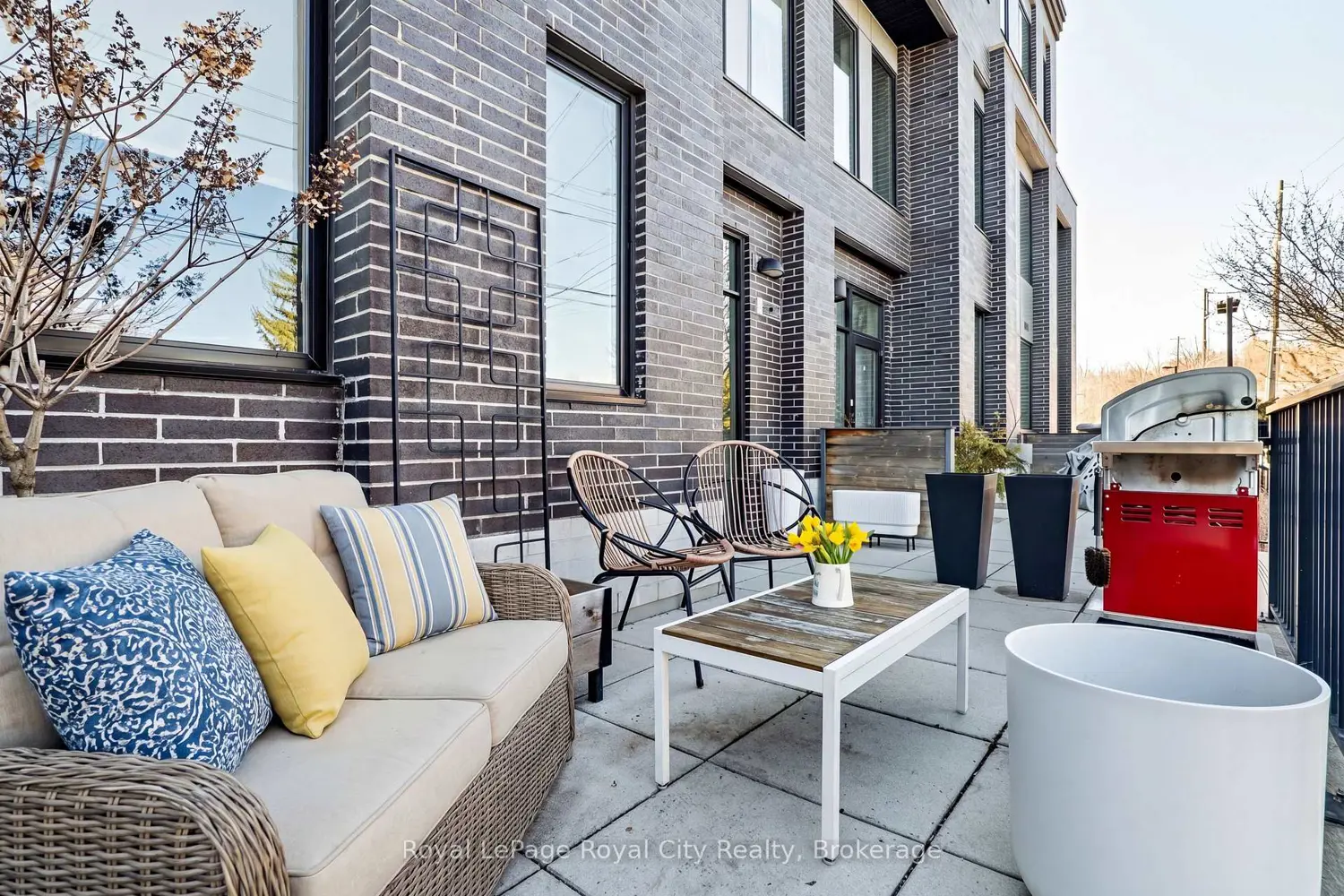 53 Arthur Street #At3 photo 3