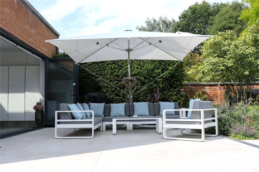 Additional image 9 of 4 bed detached house for saleNorman Avenue, Henley-On-Thames, Oxfordshire RG9