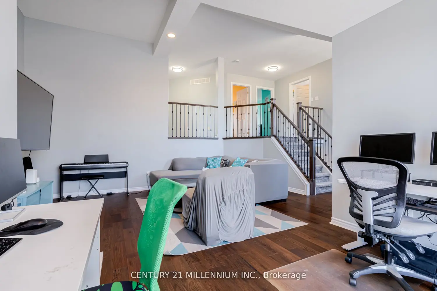 42 Frasson Drive photo 5