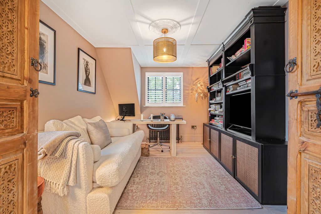Additional image 15 of 5 bed detached house for saleMannings Heath, West Sussex RH13