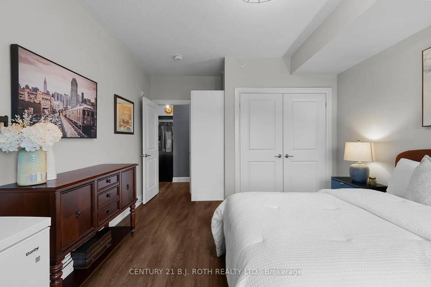 Additional image 16 of 5 Greenwich Street 207