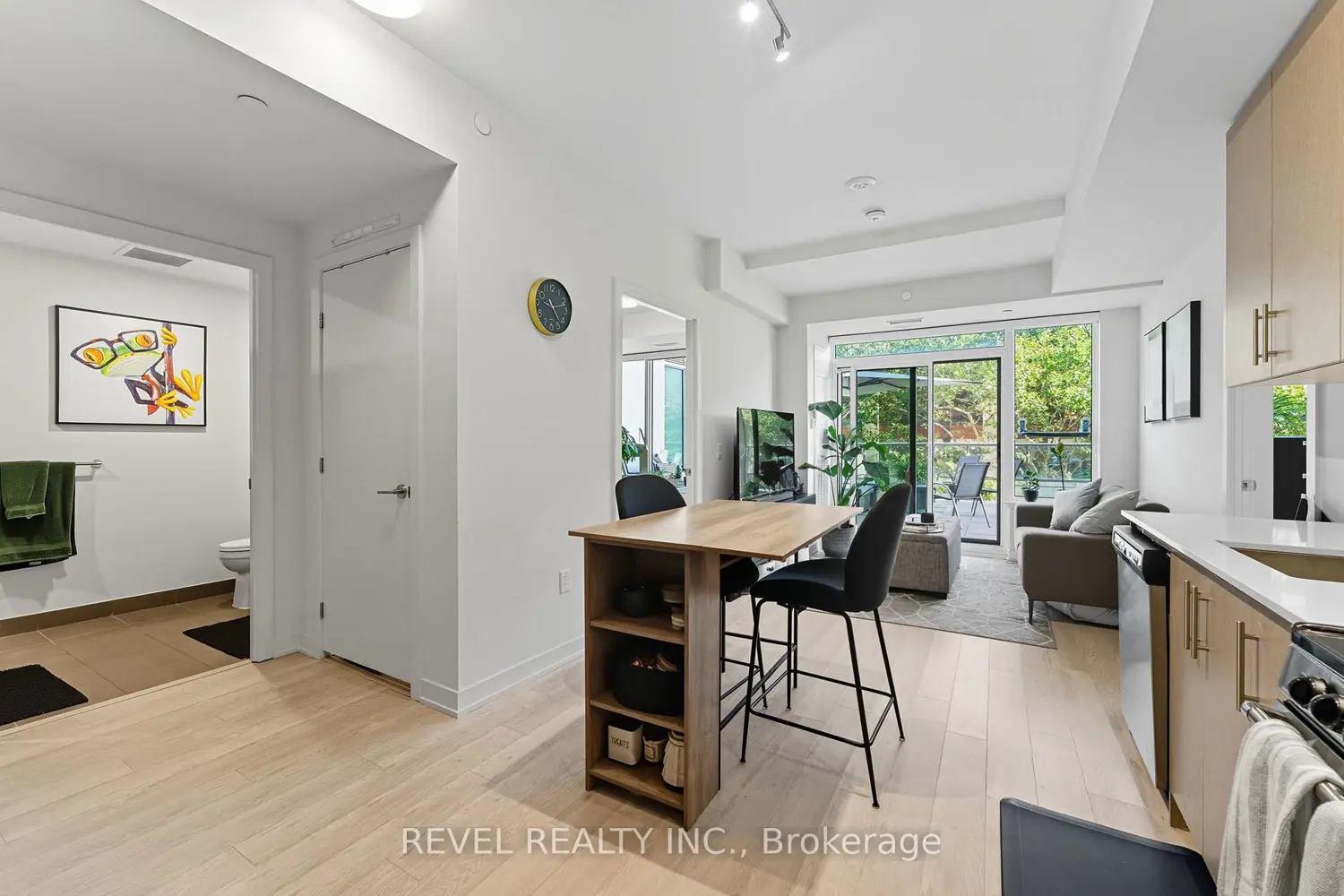 212 King William Street 311 photo 2