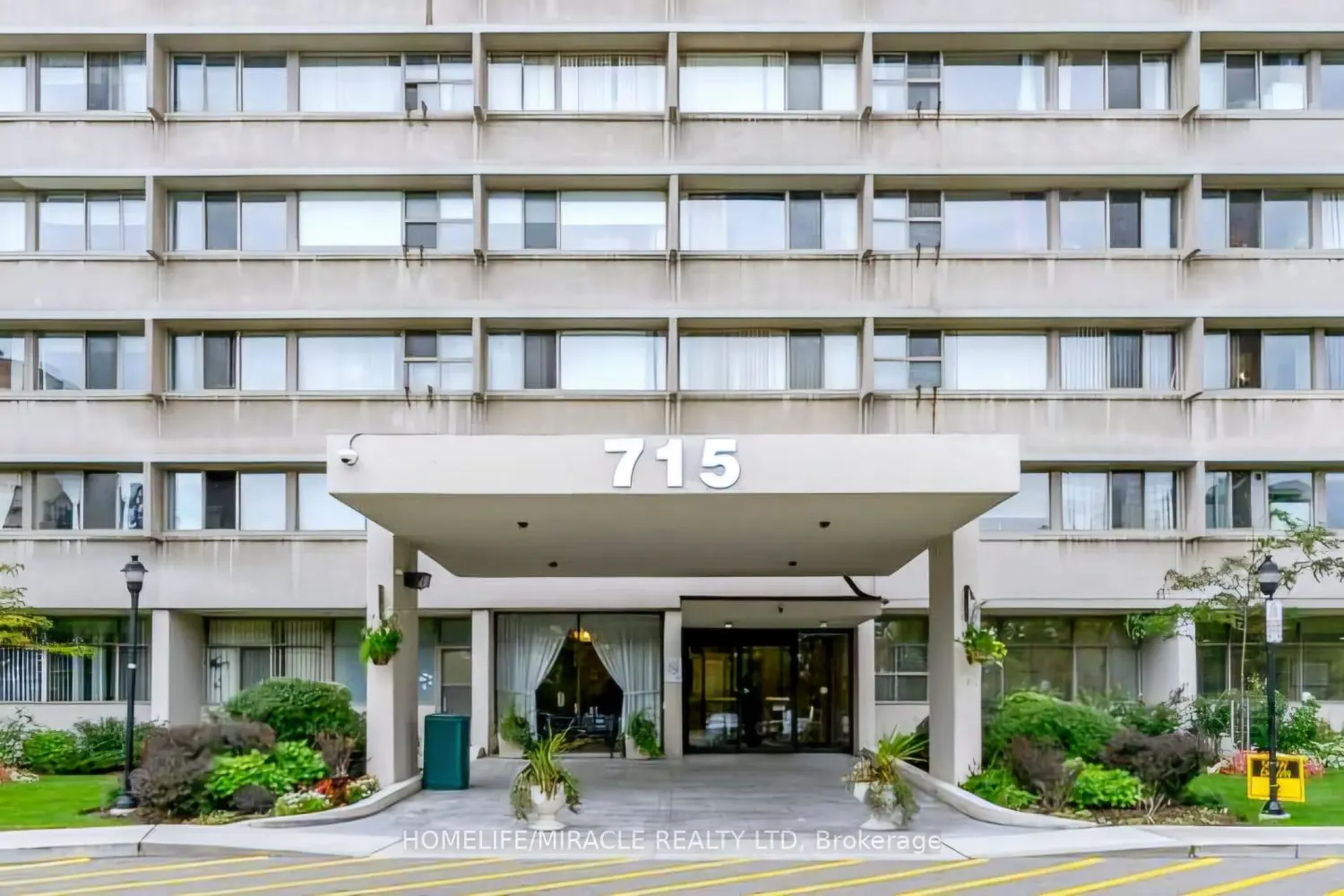 715 Don Mills Road 201