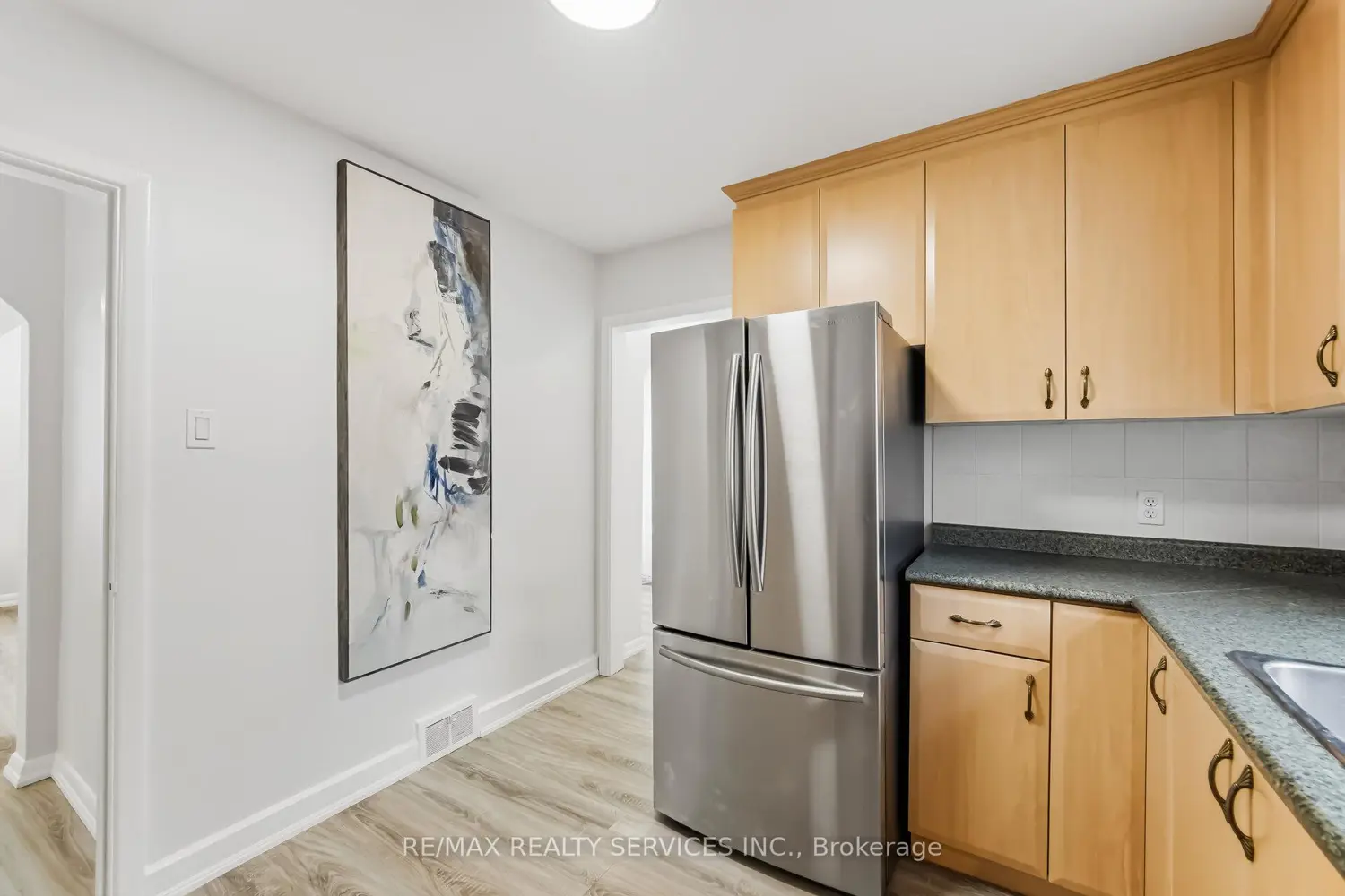 6 Bonnyview Drive photo 4