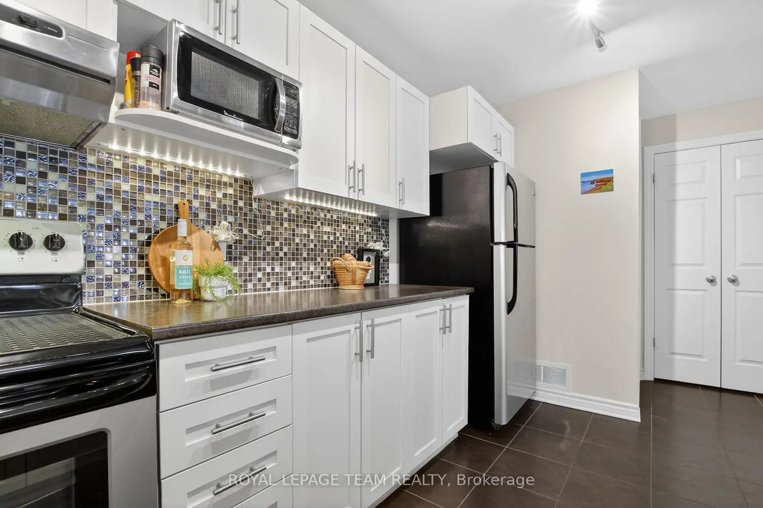 130A Lindenshade Drive photo 4