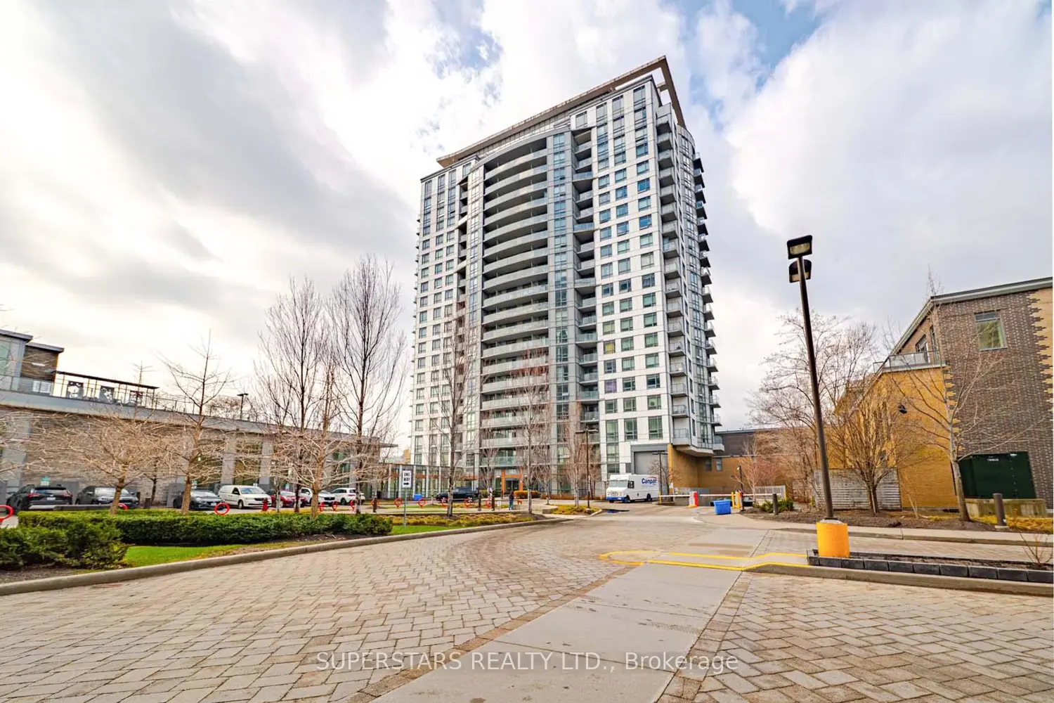 185 Bonis Avenue 2009(Ph9)