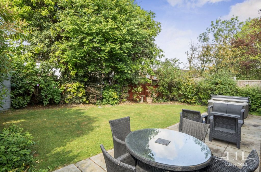 Additional image 4 of 4 bed detached house for saleRomney Chase, Emerson Park RM11