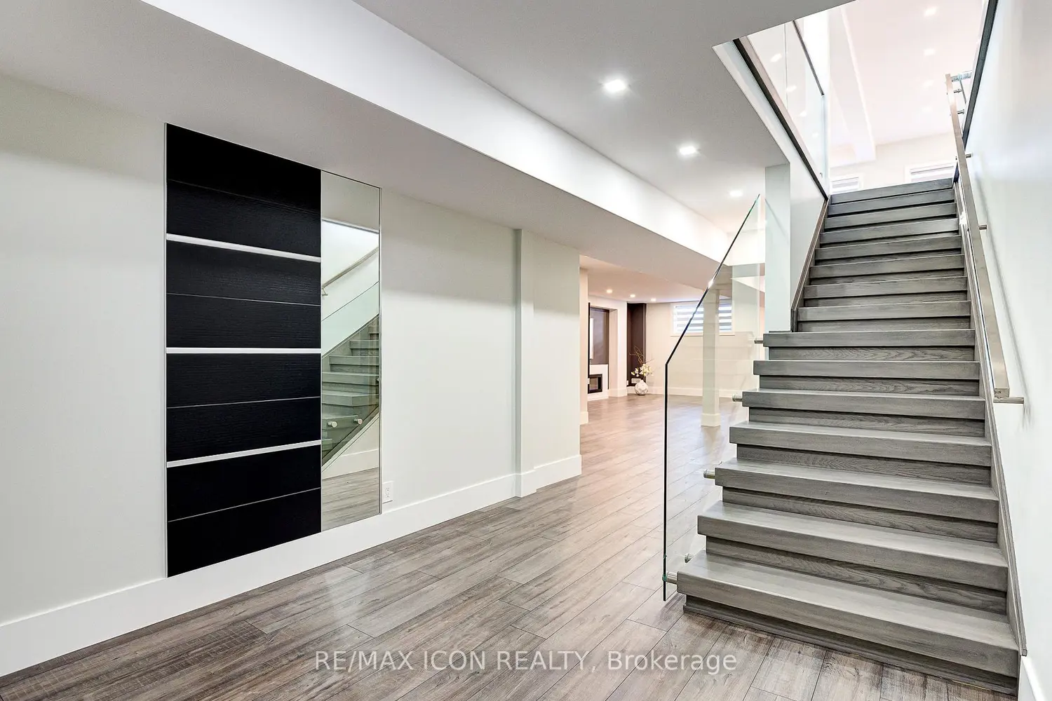 Additional image 8 of 685 Meadowsweet Avenue
