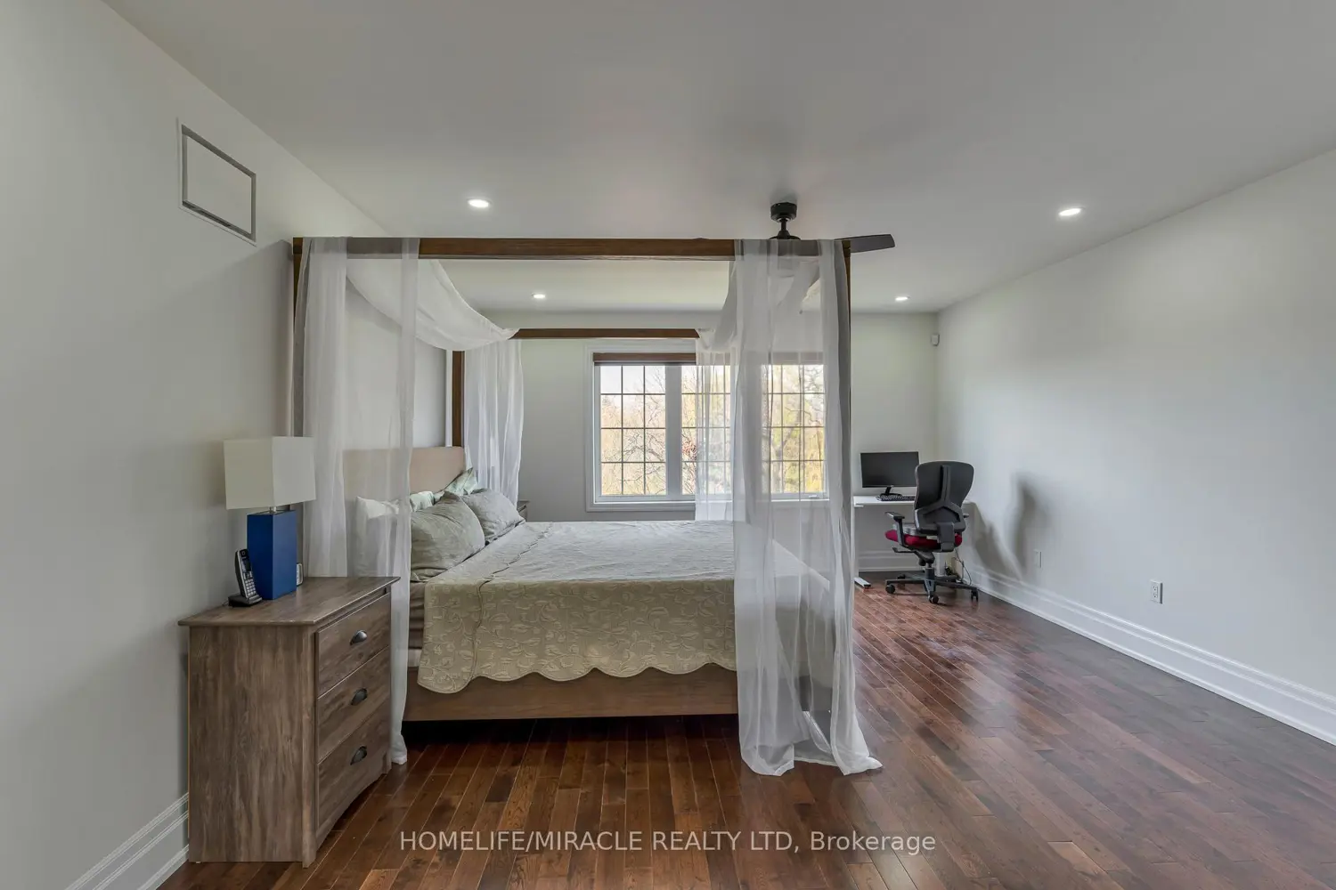Additional image 15 of 2299 Glazebrook Circle