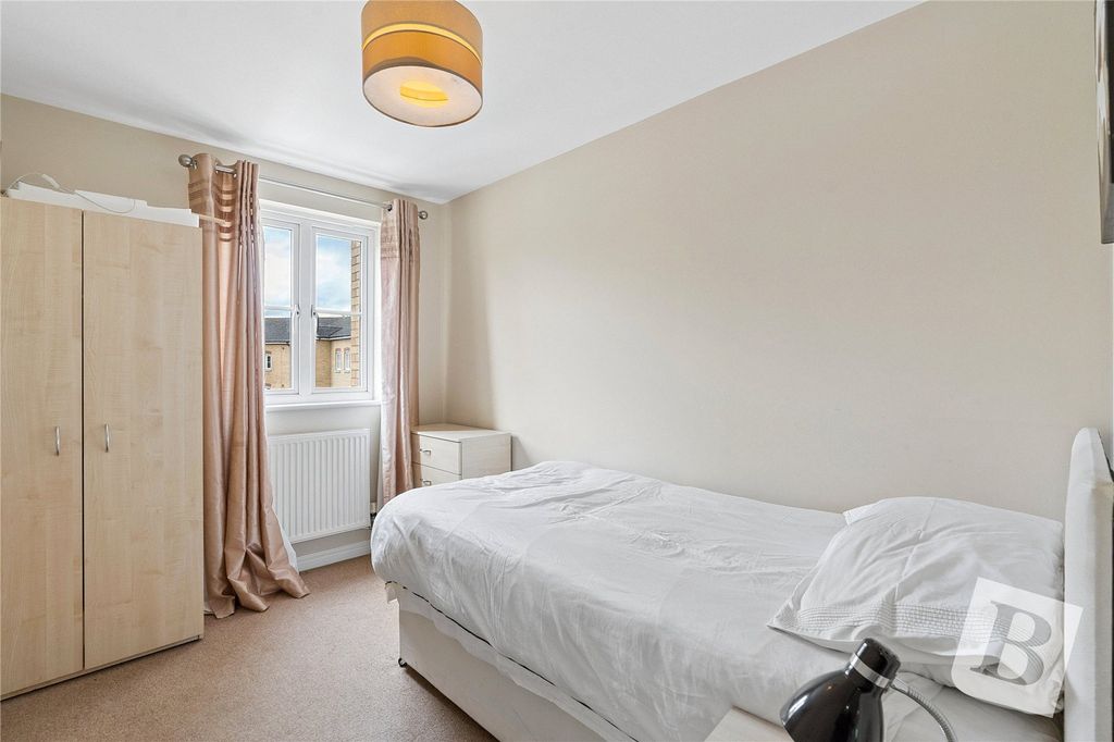 Additional image 5 of 3 bed flat for saleKidman Close, Gidea Park, Romford RM2