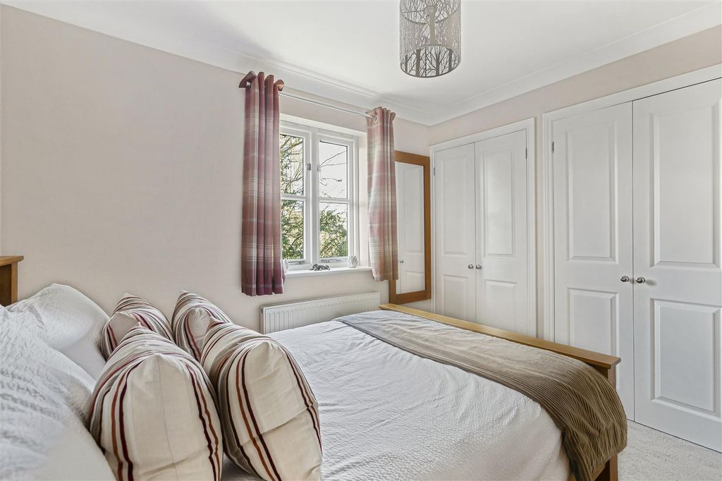 Additional image 15 of 2 bed flat for saleCoopers Court, Hertford, Hertford SG14