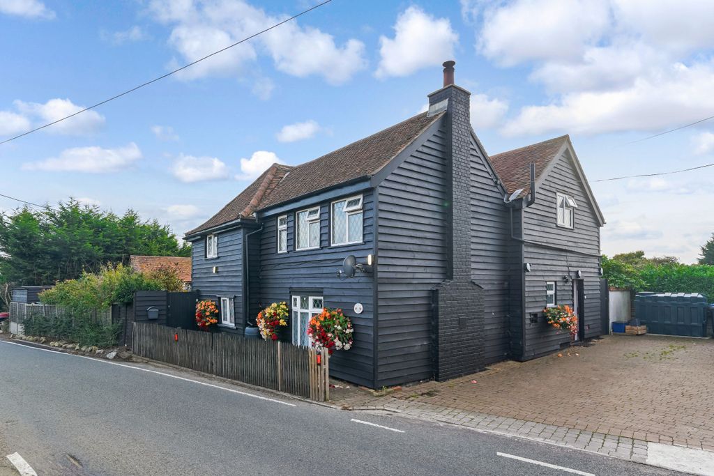 5 bed detached house for saleLittle Elms, Rye Hill, Harlow CM18