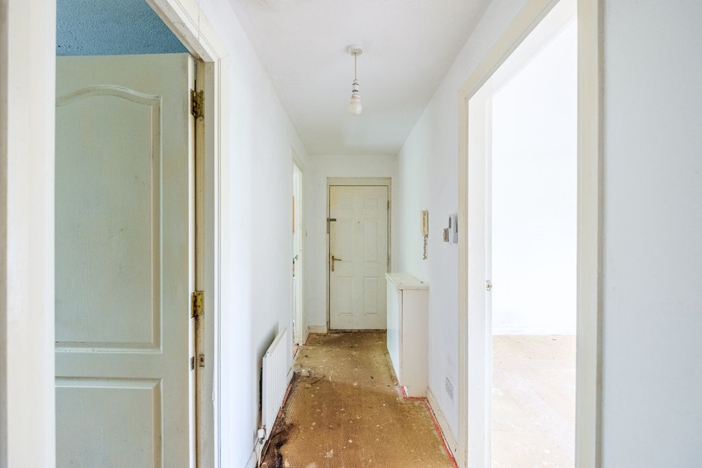 2 bed flat for saleWilliam Street, Hamilton ML3 photo 5
