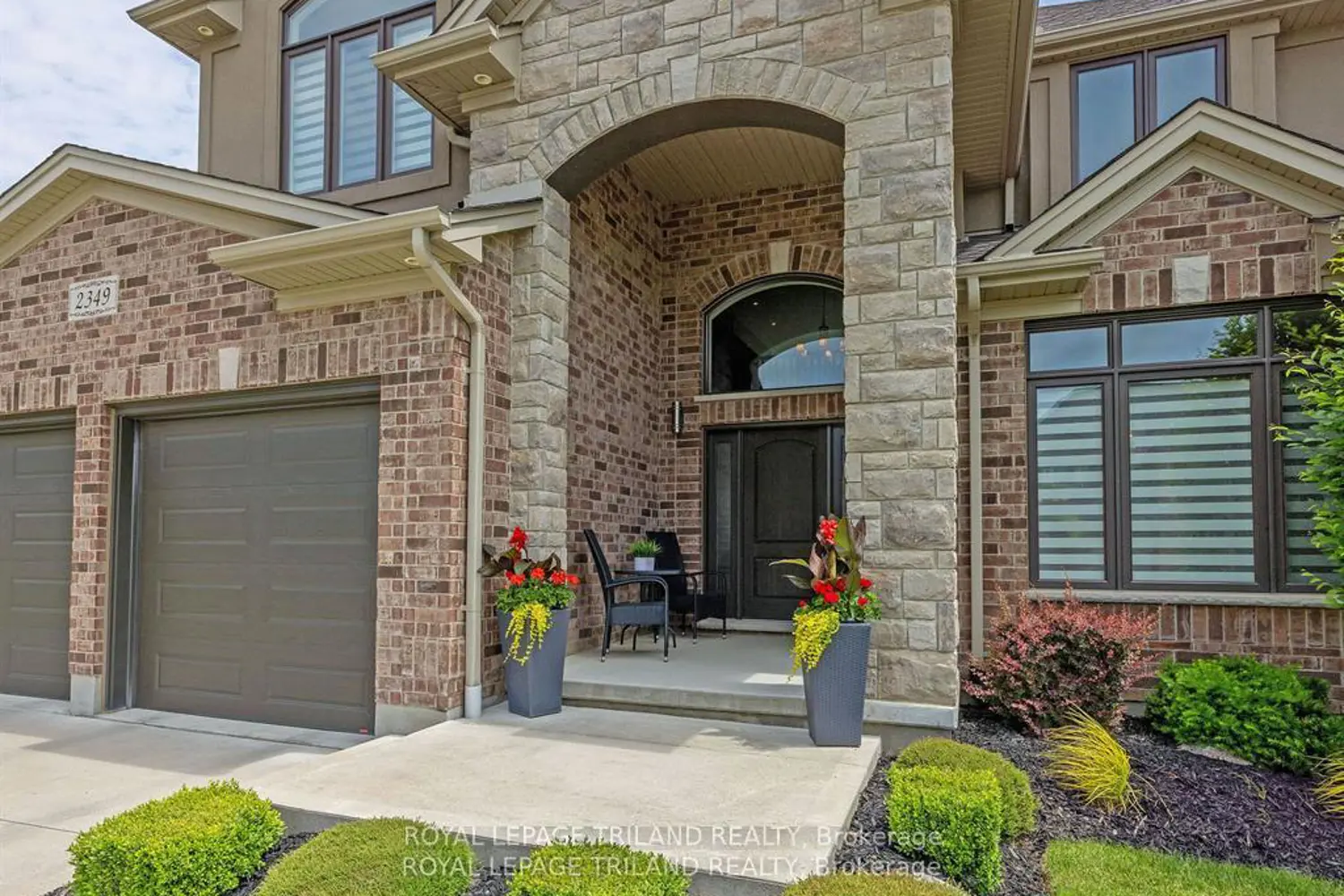 2349 Dauncey Crescent