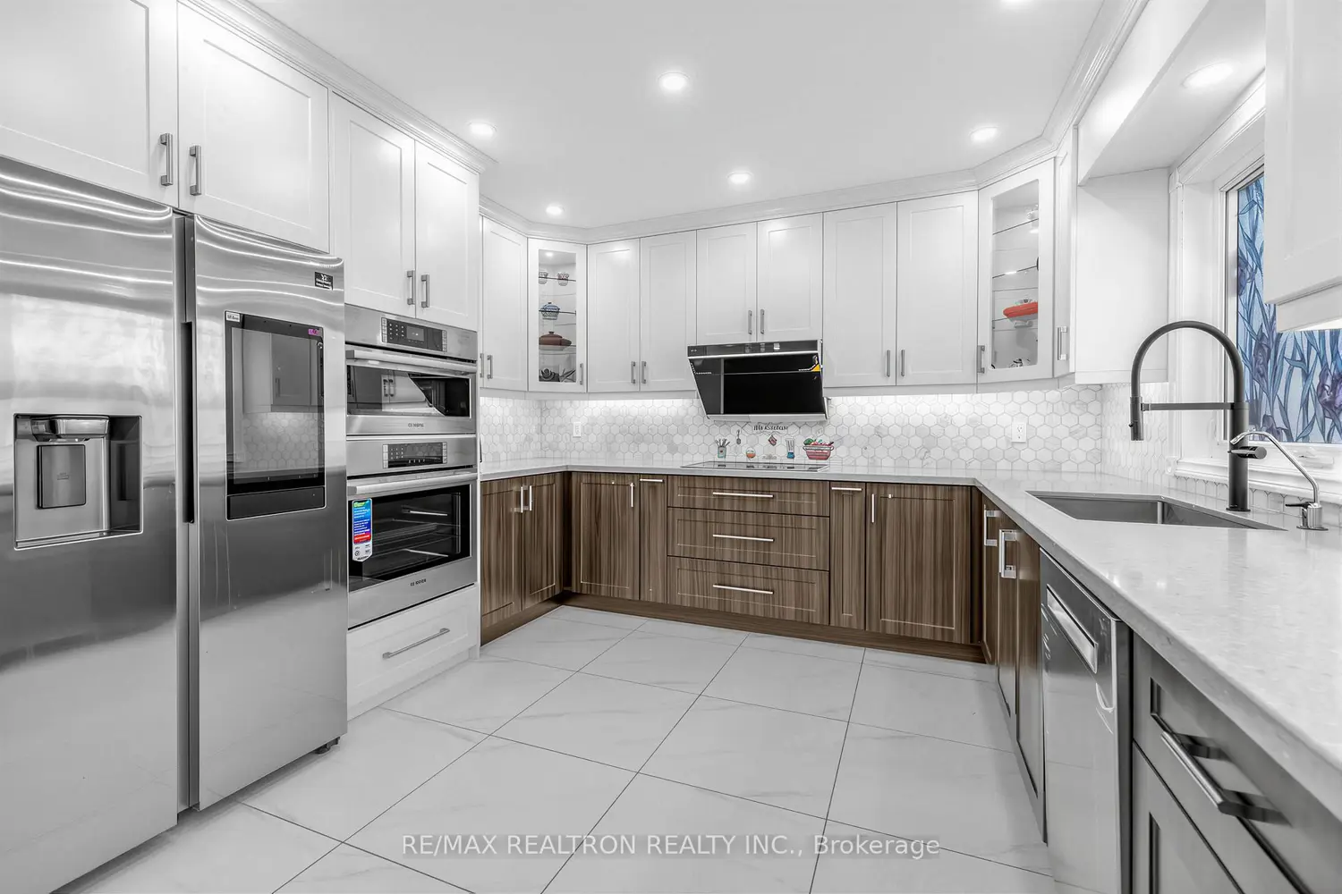 Additional image 4 of 10 Macrill Road