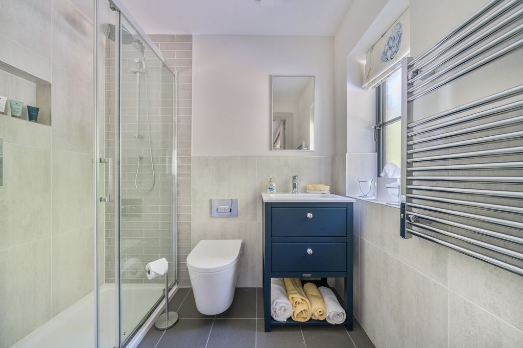 Additional image 9 of 4 bed detached house for saleBaskerville Drive, Hindhead GU26
