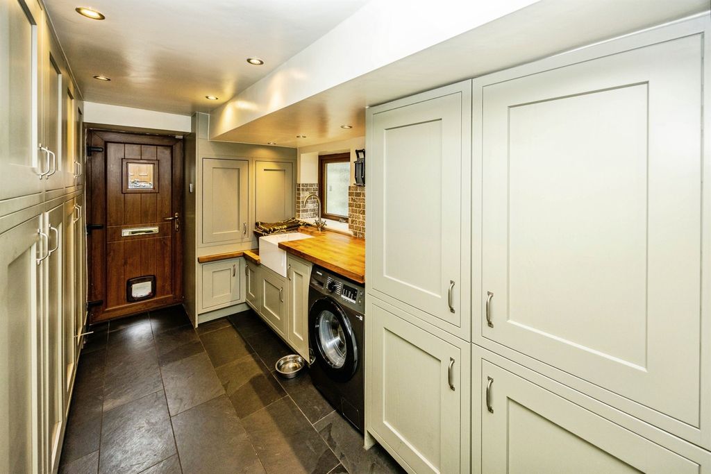 Additional image 13 of 4 bed detached house for salePule Hill, Boothtown, Halifax HX3
