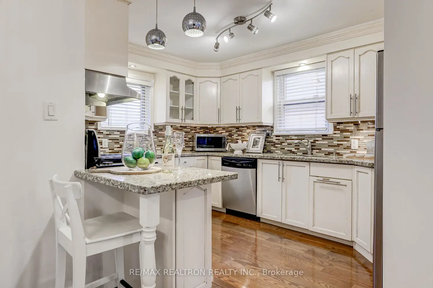 Additional image 9 of 188 Maplehurst Avenue