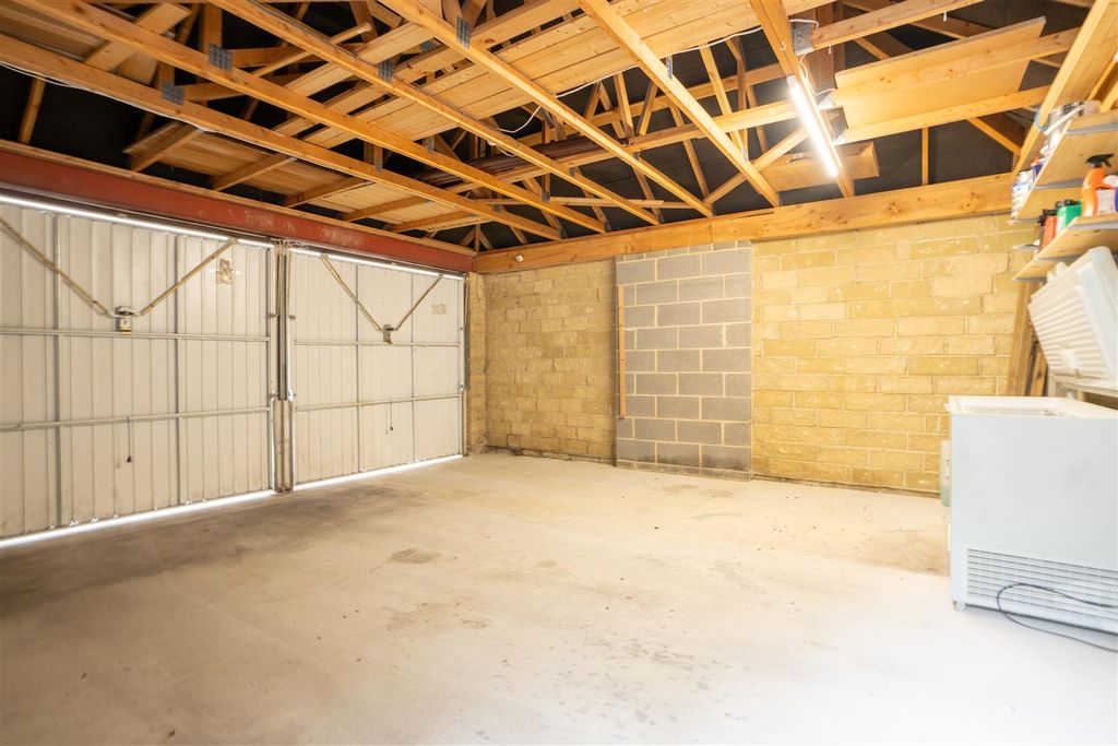 Additional image 33 of 4 bed detached house for saleBrodley Close, Hipperholme, Halifax HX3