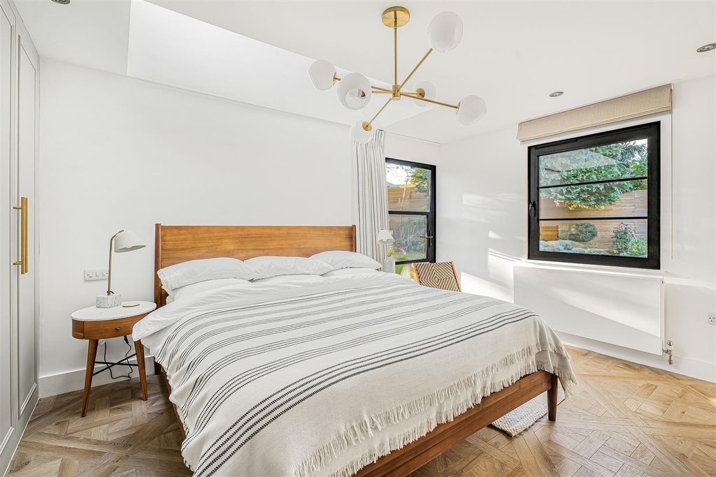 Additional image 24 of 4 bed detached bungalow for saleWatermill Lane, Hertford SG14