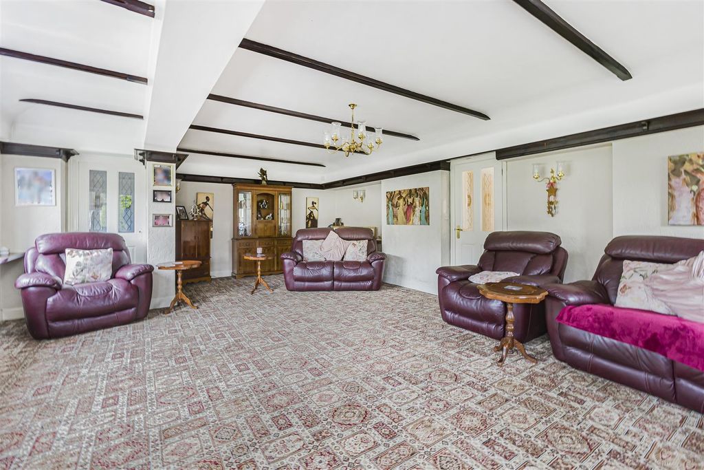 Additional image 10 of 5 bed detached house for saleYewlands, Hoddesdon EN11