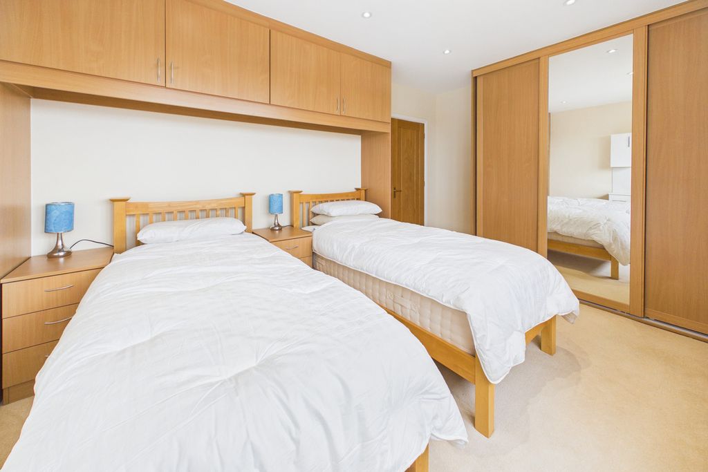 Additional image 15 of 4 bed detached house for saleGreen End Road, Hemel Hempstead HP1