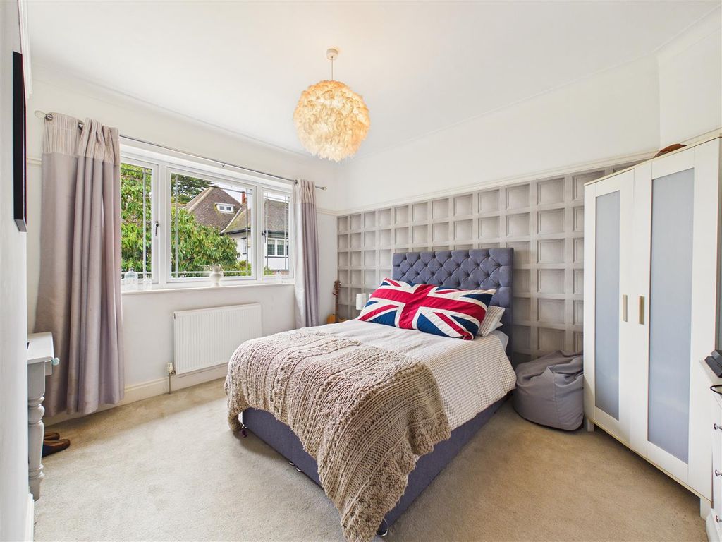 Additional image 13 of 5 bed detached house for saleMarlborough Avenue, Hessle HU13