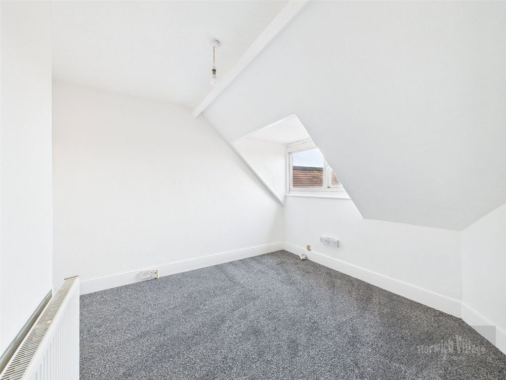 Additional image 13 of 4 bed terraced house for saleFronks Road, Harwich, Essex CO12