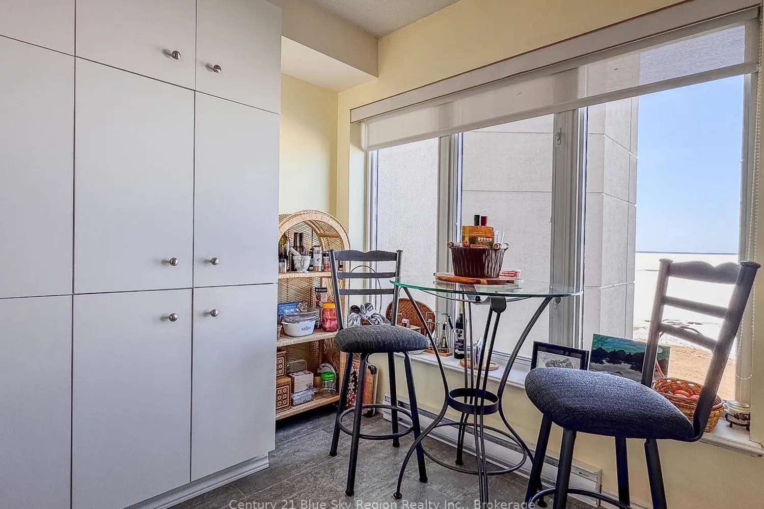 Additional image 6 of 441 William Street 101