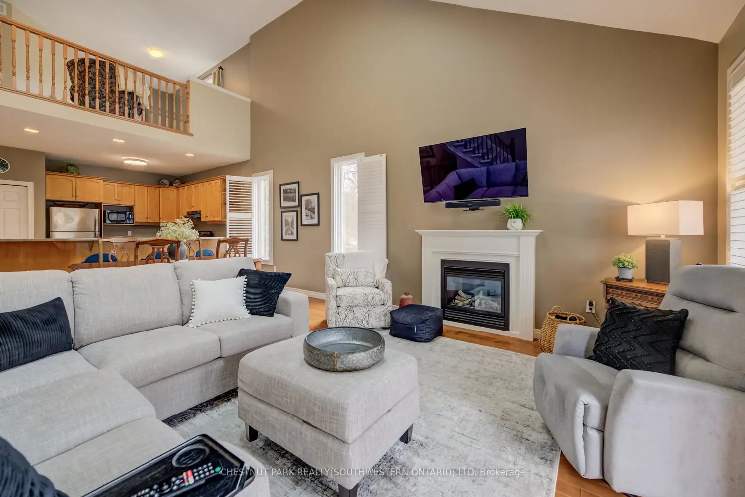Additional image 6 of 560 Springwater Drive