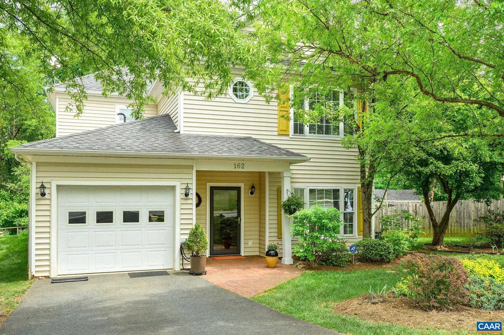 162 Burnet St, Charlottesville, VA 22902 photo 2