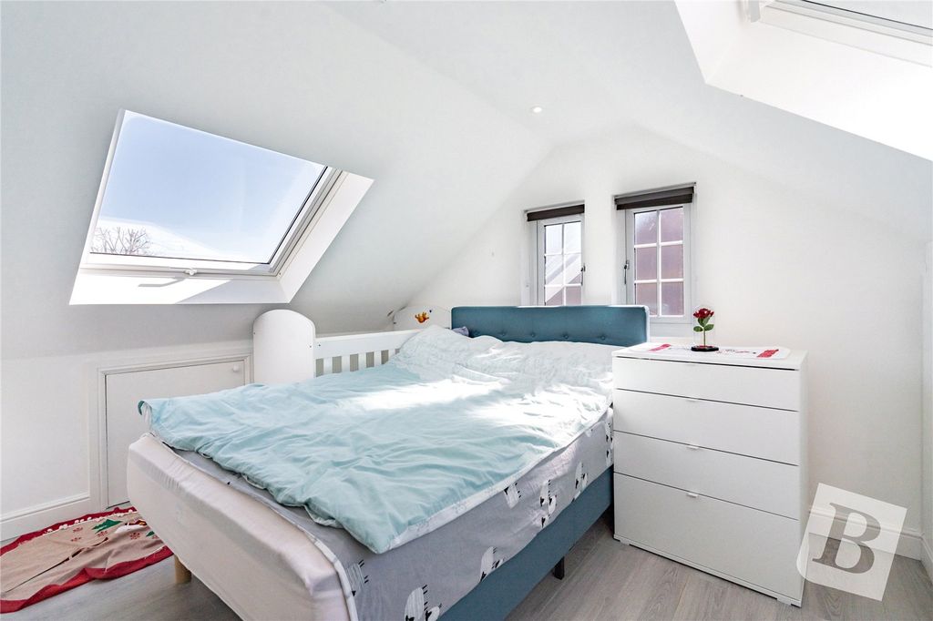 Additional image 3 of 2 bed flat for saleNorth Street, Hornchurch RM11