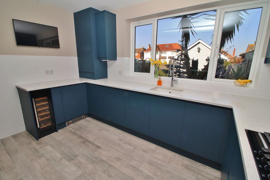 Additional image 22 of 2 bed semi-detached house for saleSouthwood Road, Hayling Island PO11