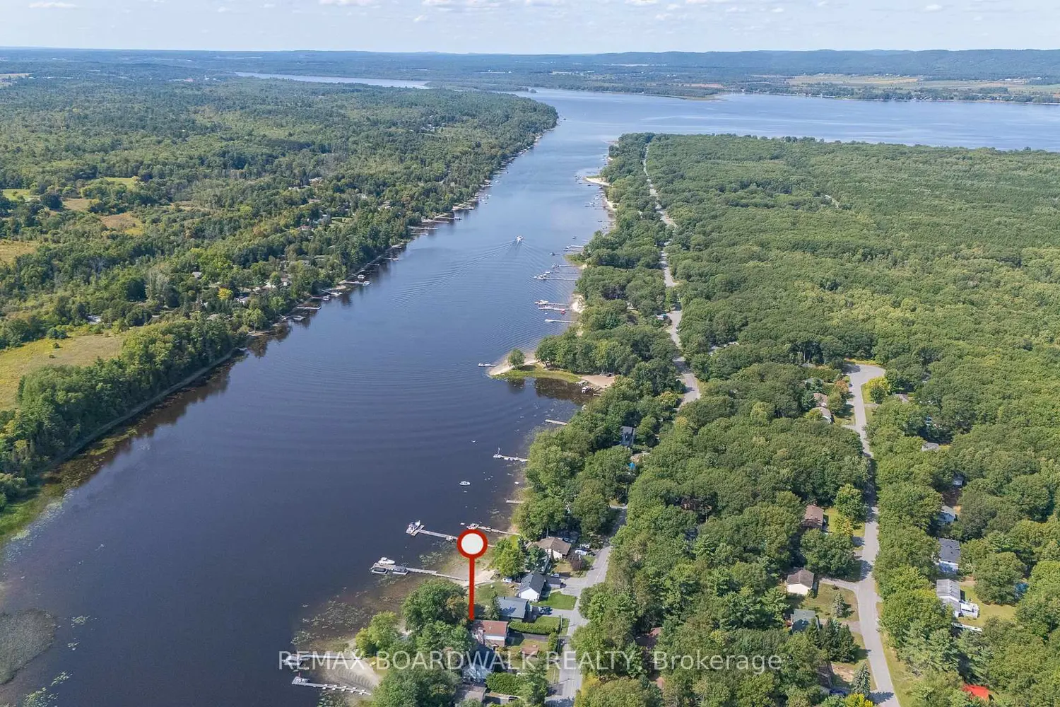 1278 Bayview Drive photo 2