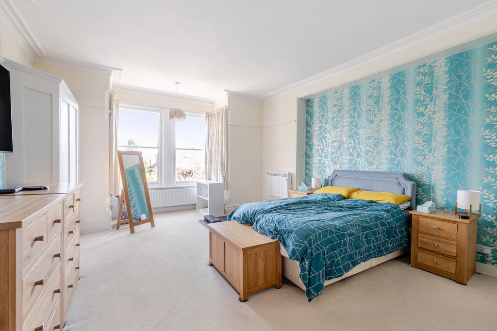 Additional image 6 of 3 bed flat for sale19 Salisbury Avenue, Harpenden AL5