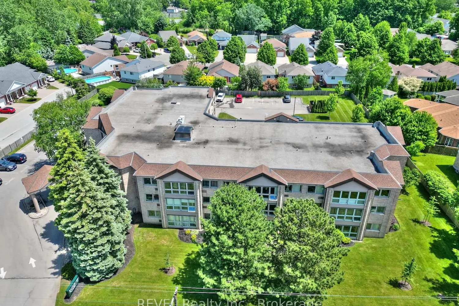 Additional image 19 of 3364 Montrose Road 301