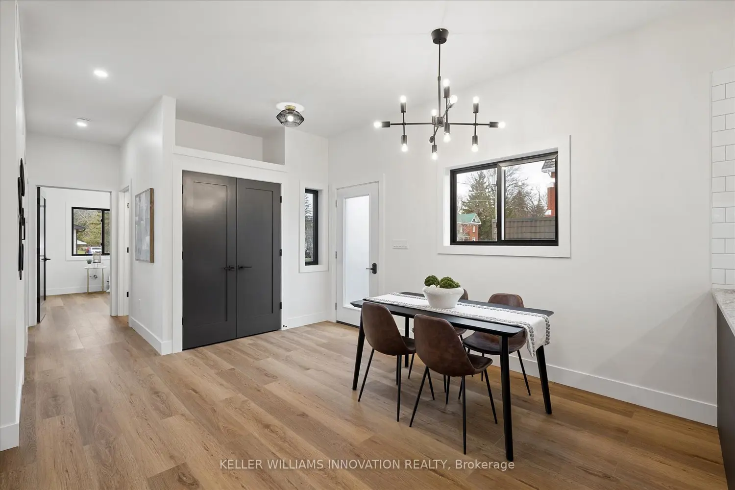 215 Winstanley Street photo 5